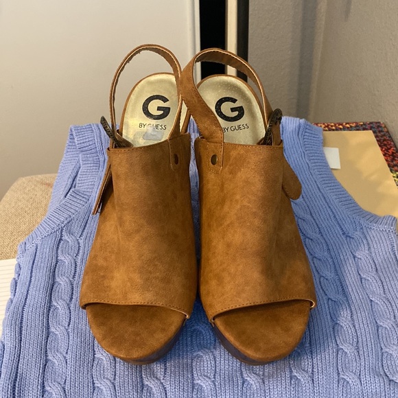 G by guess open toe clogs - Picture 4 of 6